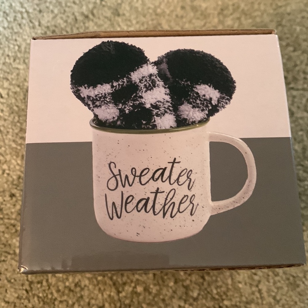 NIB Sweater Weather Mug and Socks Set